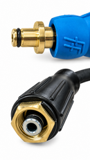 10-mm-Stecknippel und M22 Innengewindeanschluss des Hochdruckschlauchs im Detail